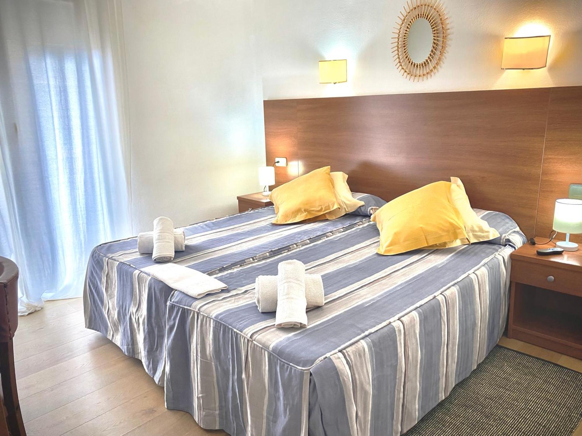 Hotel Medium Montecarlo Palafrugell Cameră foto